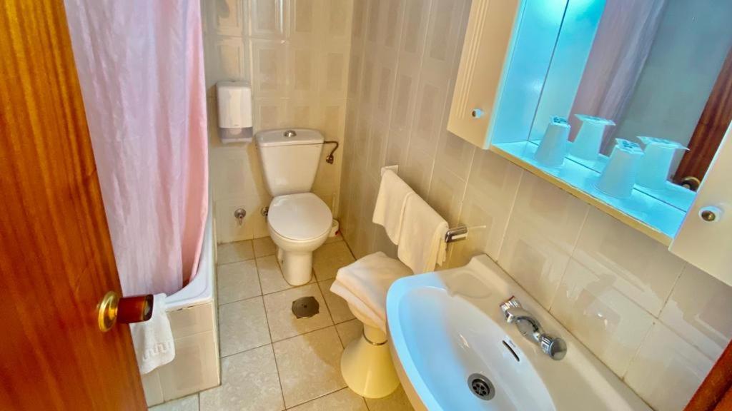 Hostal De Berria Santoña Exteriér fotografie